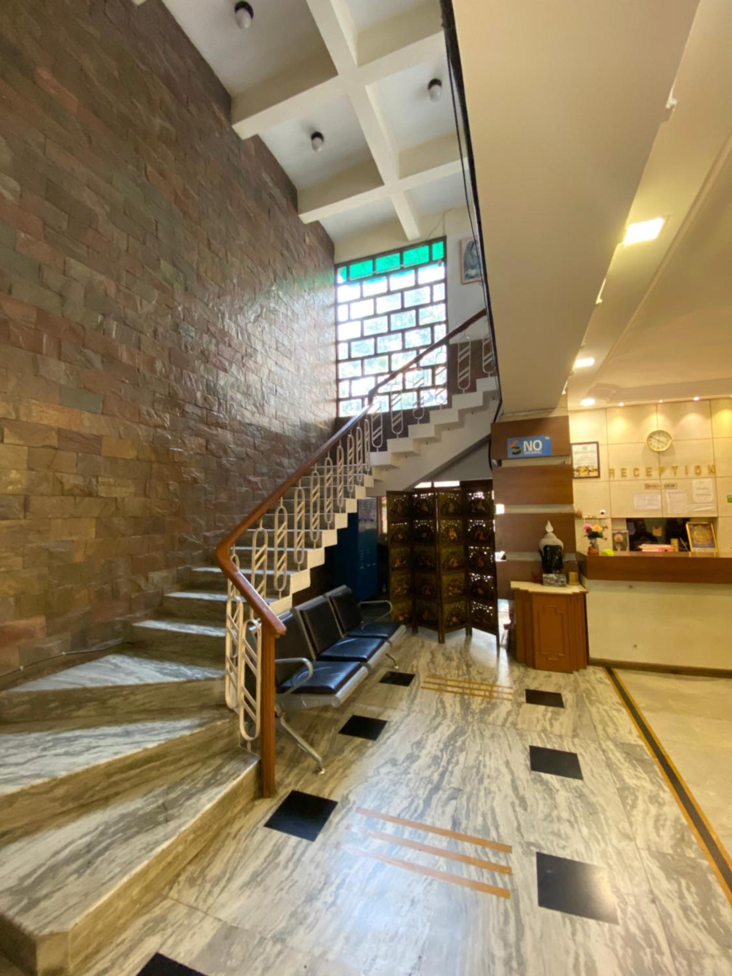 Hotel Damanis Udaipur Bagian luar foto