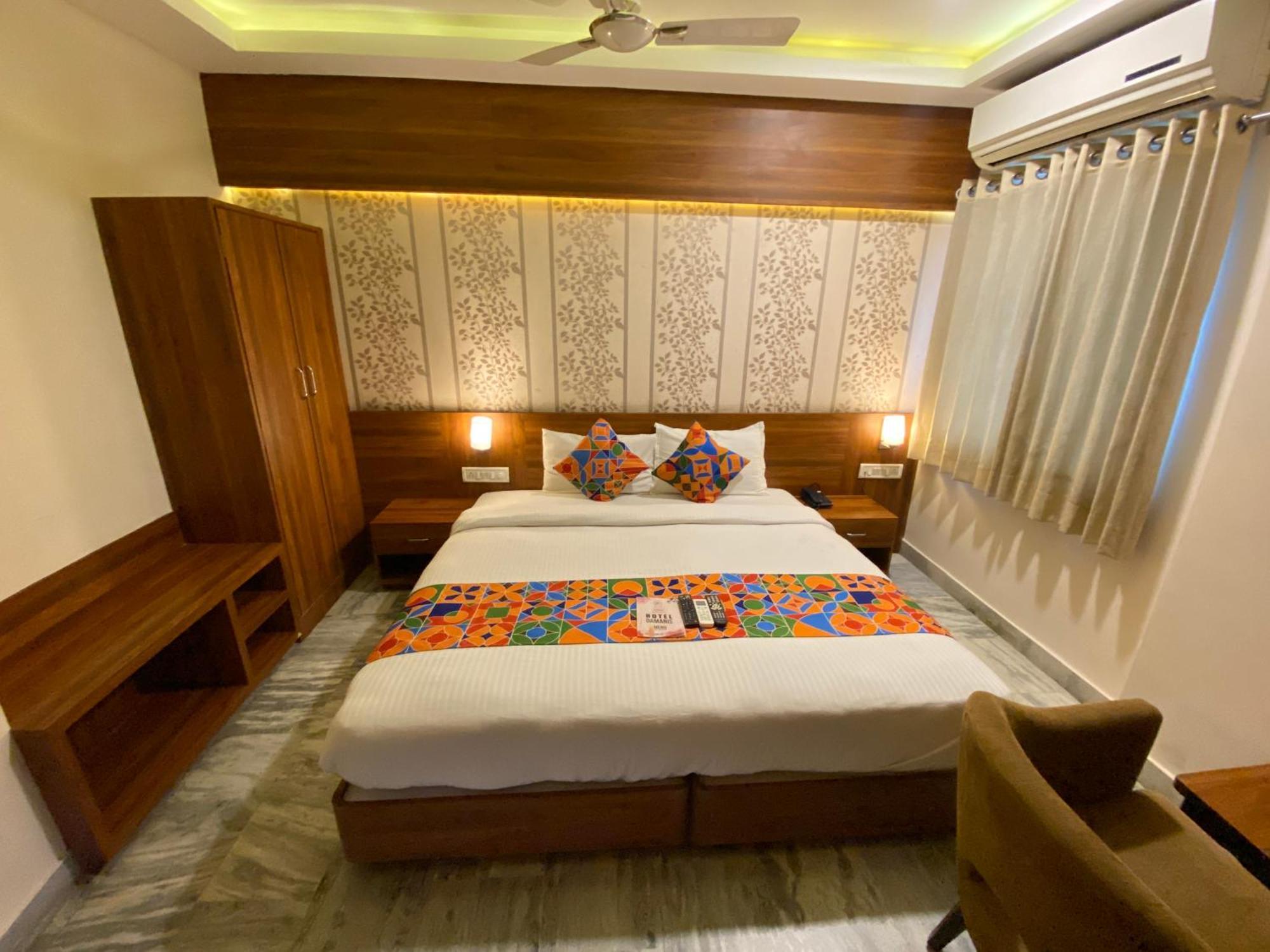Hotel Damanis Udaipur Bagian luar foto